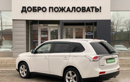 Mitsubishi Outlander III рестайлинг 3, 2012 год, 1 328 000 рублей, 5 фотография