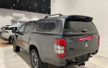 Mitsubishi L200 IV рестайлинг, 2019 год, 2 200 000 рублей, 8 фотография