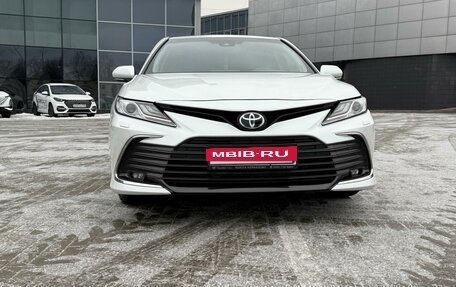 Toyota Camry, 2021 год, 3 780 000 рублей, 11 фотография