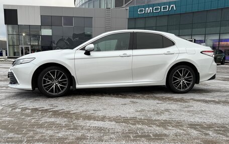 Toyota Camry, 2021 год, 3 780 000 рублей, 14 фотография