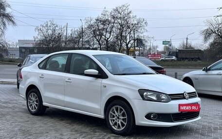 Volkswagen Polo VI (EU Market), 2012 год, 969 900 рублей, 1 фотография