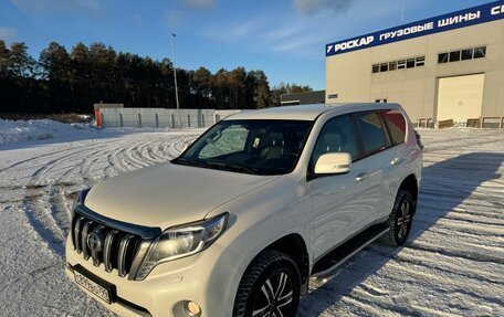 Toyota Land Cruiser Prado 150 рестайлинг 2, 2014 год, 3 690 000 рублей, 13 фотография