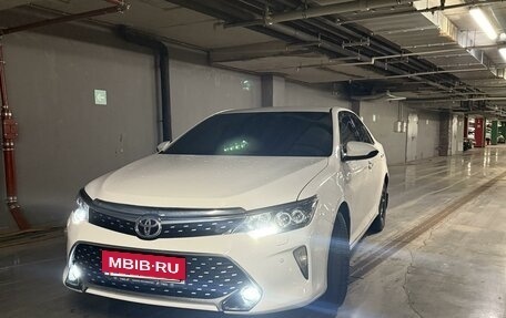 Toyota Camry, 2012 год, 2 250 000 рублей, 2 фотография