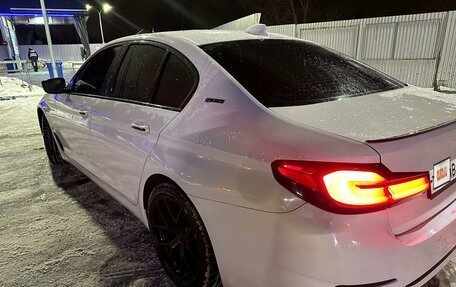 BMW 5 серия, 2018 год, 3 400 000 рублей, 3 фотография