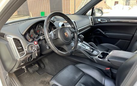 Porsche Cayenne III, 2012 год, 2 770 000 рублей, 14 фотография