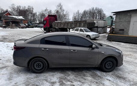 KIA Rio IV, 2021 год, 1 700 000 рублей, 3 фотография