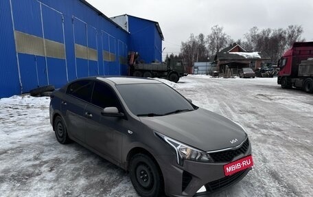 KIA Rio IV, 2021 год, 1 700 000 рублей, 2 фотография