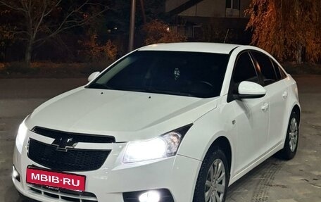 Chevrolet Cruze II, 2011 год, 820 000 рублей, 1 фотография