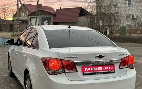 Chevrolet Cruze II, 2011 год, 820 000 рублей, 2 фотография