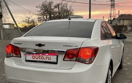 Chevrolet Cruze II, 2011 год, 820 000 рублей, 3 фотография