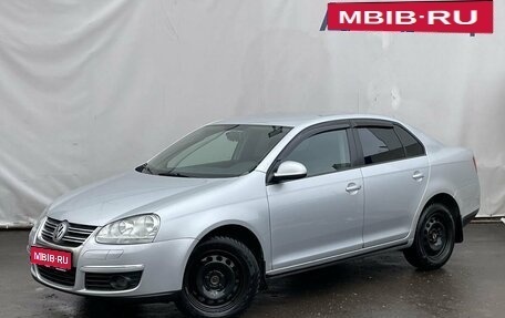 Volkswagen Jetta VI, 2010 год, 690 000 рублей, 1 фотография