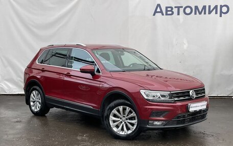 Volkswagen Tiguan II, 2017 год, 2 600 000 рублей, 3 фотография