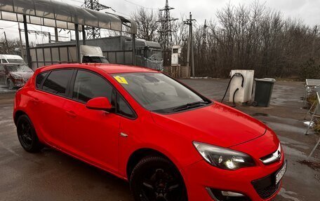 Opel Astra J, 2013 год, 950 000 рублей, 2 фотография