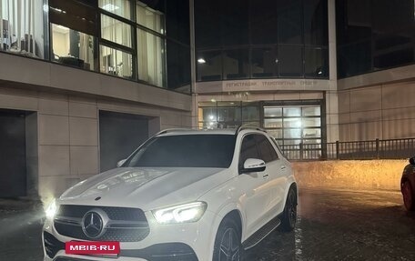 Mercedes-Benz GLE, 2019 год, 7 000 000 рублей, 25 фотография