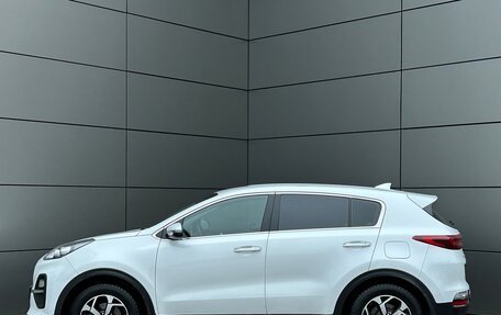 KIA Sportage IV рестайлинг, 2022 год, 2 500 000 рублей, 4 фотография