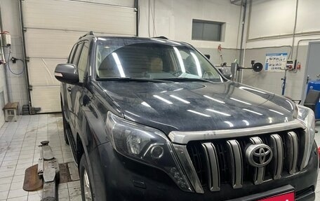 Toyota Land Cruiser Prado 150 рестайлинг 2, 2016 год, 3 555 000 рублей, 2 фотография