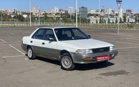 Toyota Carina, 1990 год, 360 000 рублей, 1 фотография