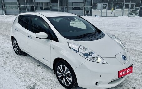 Nissan Leaf I, 2017 год, 1 250 000 рублей, 5 фотография