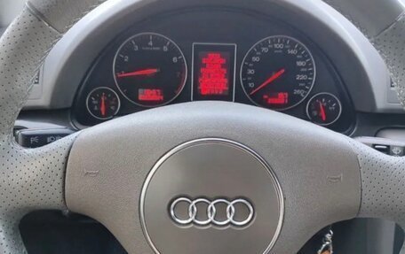 Audi A4, 2003 год, 750 000 рублей, 17 фотография