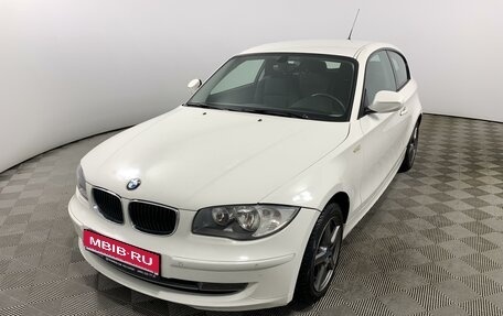 BMW 1 серия, 2011 год, 869 000 рублей, 1 фотография