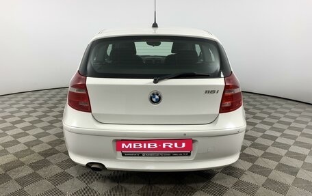 BMW 1 серия, 2011 год, 869 000 рублей, 6 фотография