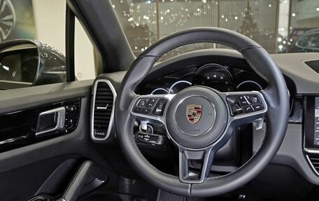 Porsche Cayenne III, 2021 год, 8 990 000 рублей, 13 фотография