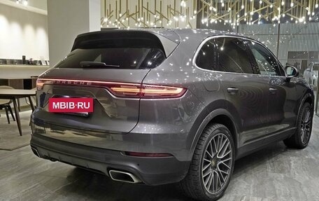 Porsche Cayenne III, 2021 год, 8 990 000 рублей, 2 фотография