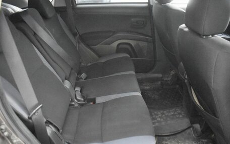 Mitsubishi Outlander III рестайлинг 3, 2011 год, 1 094 000 рублей, 11 фотография