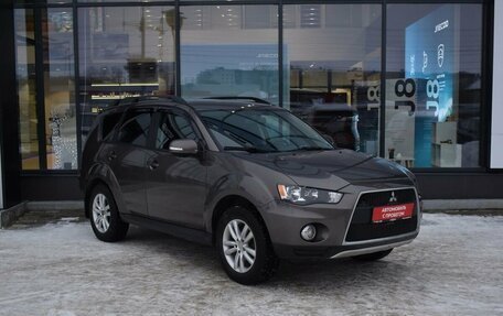 Mitsubishi Outlander III рестайлинг 3, 2011 год, 1 094 000 рублей, 3 фотография