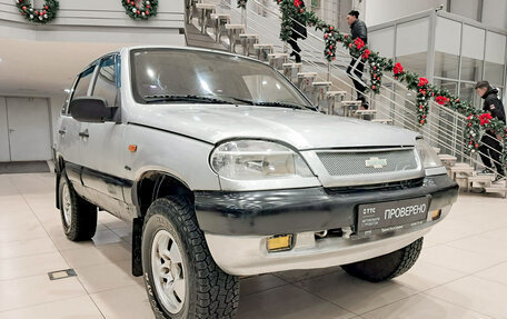 Chevrolet Niva I рестайлинг, 2004 год, 320 000 рублей, 3 фотография