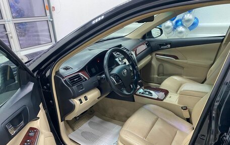 Toyota Camry, 2013 год, 1 560 000 рублей, 9 фотография