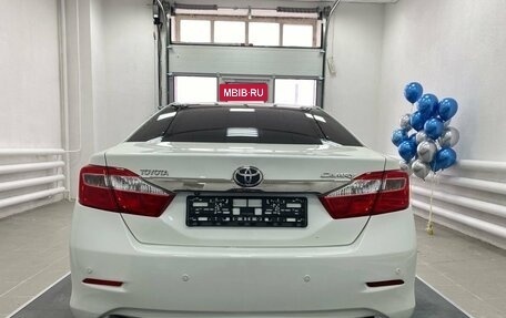 Toyota Camry, 2014 год, 1 890 000 рублей, 6 фотография