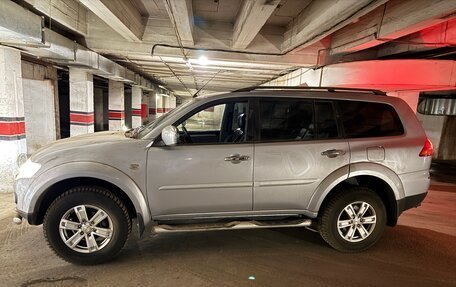 Mitsubishi Pajero Sport II рестайлинг, 2011 год, 1 530 000 рублей, 3 фотография