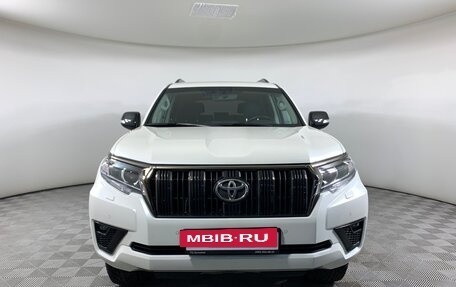 Toyota Land Cruiser Prado 150 рестайлинг 2, 2021 год, 6 970 000 рублей, 2 фотография