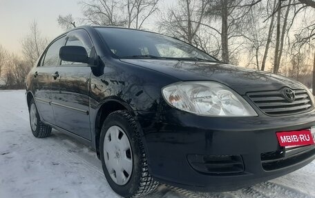 Toyota Corolla, 2004 год, 665 000 рублей, 10 фотография