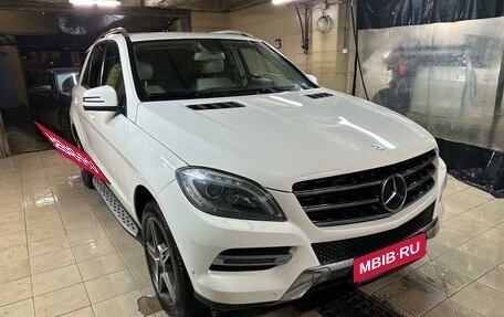 Mercedes-Benz M-Класс, 2012 год, 2 100 000 рублей, 1 фотография