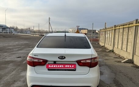 KIA Rio III рестайлинг, 2013 год, 1 000 000 рублей, 6 фотография