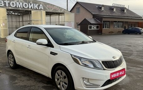 KIA Rio III рестайлинг, 2013 год, 1 000 000 рублей, 5 фотография