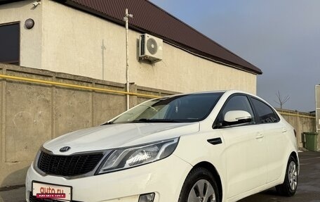 KIA Rio III рестайлинг, 2013 год, 1 000 000 рублей, 7 фотография