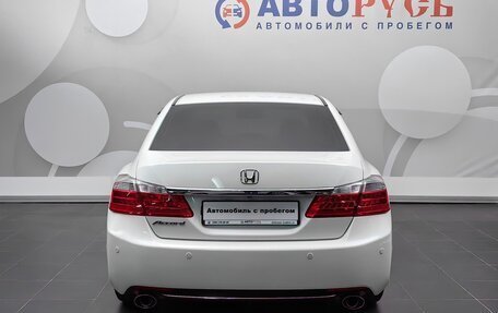 Honda Accord IX рестайлинг, 2013 год, 1 555 000 рублей, 4 фотография