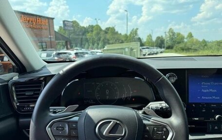 Lexus NX, 2024 год, 7 341 824 рублей, 8 фотография