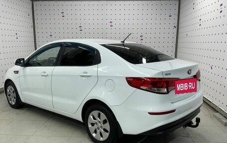 KIA Rio III рестайлинг, 2015 год, 835 000 рублей, 4 фотография