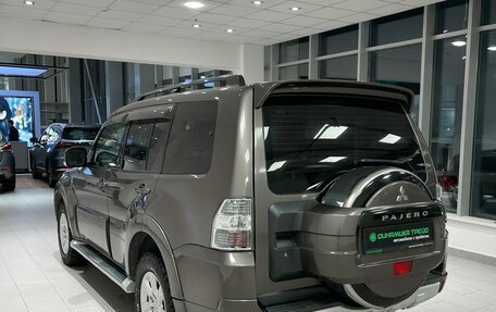 Mitsubishi Pajero IV, 2011 год, 2 065 000 рублей, 8 фотография