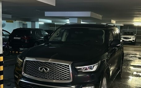 Infiniti QX80 I рестайлинг, 2018 год, 4 000 000 рублей, 1 фотография