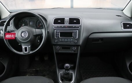 Volkswagen Polo VI (EU Market), 2013 год, 813 000 рублей, 15 фотография