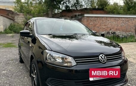 Volkswagen Polo VI (EU Market), 2013 год, 950 000 рублей, 7 фотография