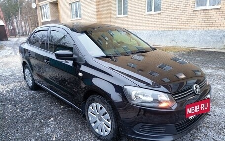 Volkswagen Polo VI (EU Market), 2013 год, 950 000 рублей, 12 фотография