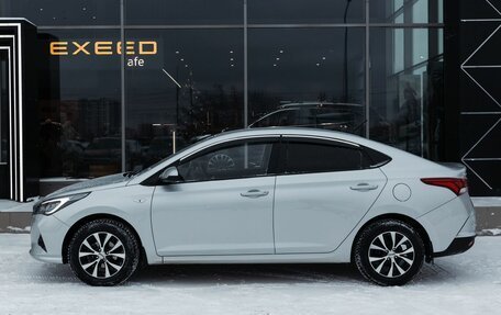 Hyundai Solaris II рестайлинг, 2021 год, 1 890 000 рублей, 2 фотография