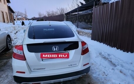 Honda Crosstour I рестайлинг, 2014 год, 1 750 000 рублей, 3 фотография