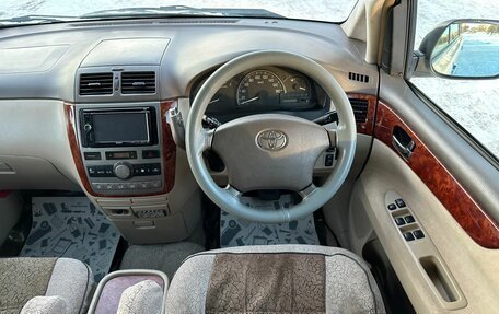 Toyota Ipsum II, 2003 год, 1 079 000 рублей, 18 фотография